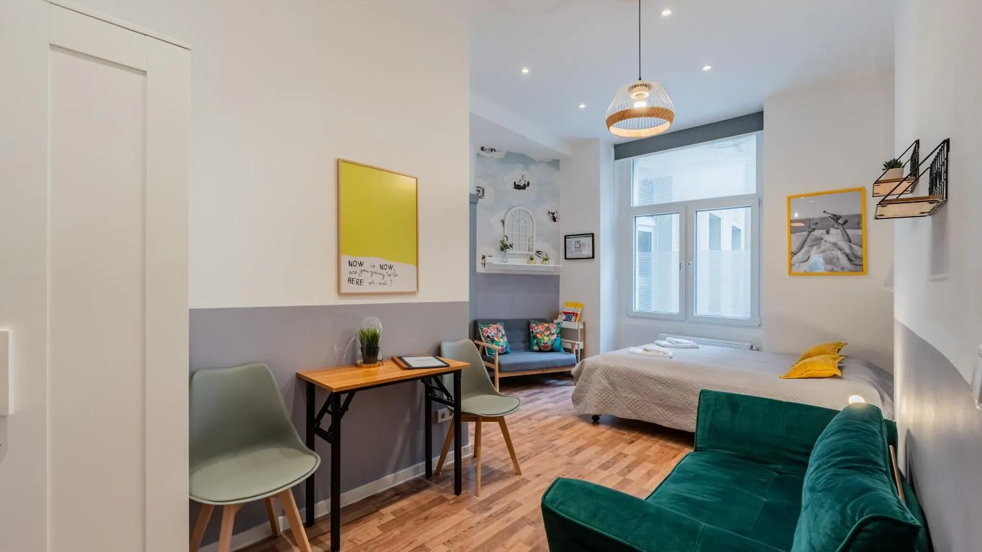 Cozy Retro Chic With Patio And Self Check-In Lejlighed Berlin 0*,