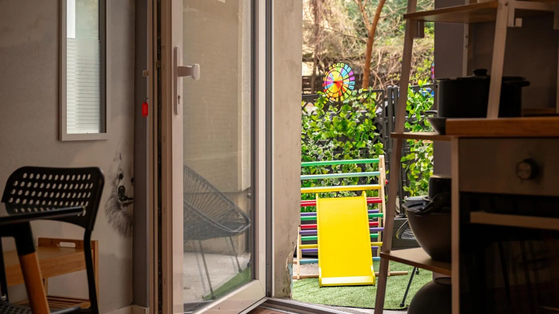 شقة Cozy Retro Chic With Patio And Self Check-In برلين